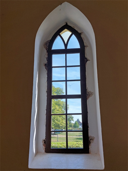PriorauKirchenfenster01